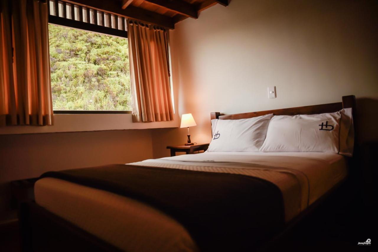 Ecohotel Bordones Isnos Екстер'єр фото